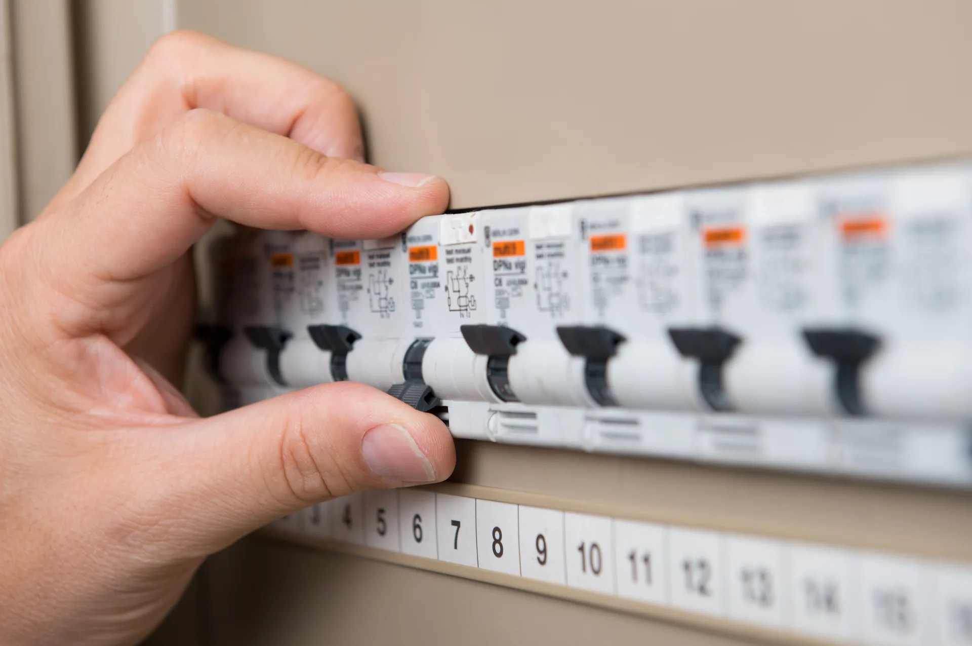Electrician Holmesville, licensed electricians serving Holmesville